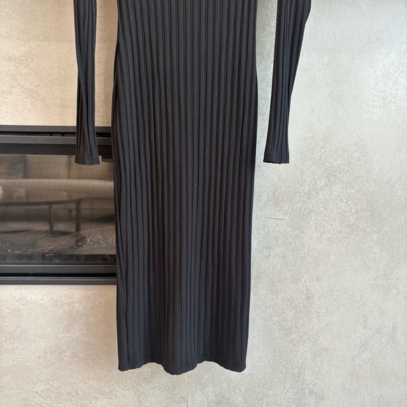 GOOD AMERICAN Wide Rib Button Down Midi Dress, Size 3 (L) - Picture 11 of 12